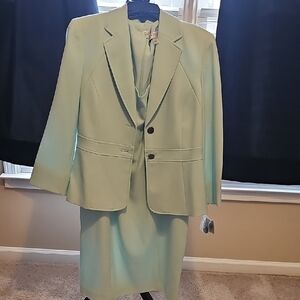 New W/ Tags Kasper Mint Green Blazer and Dress Set